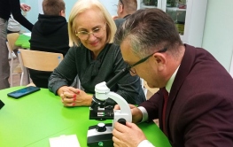 Nazwa szkoły zobowiązuje – EKOLOG ma pracownię EKO