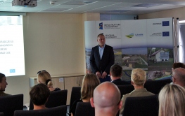 Kampania informacyjna - Ankieta i prezentacje