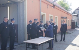Wręczenie umów w ramach Ogólnopolskiego programu finansowania służb ratowniczych część 2), tzw. Mały Strażak
