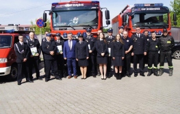 Wręczenie umów w ramach Ogólnopolskiego programu finansowania służb ratowniczych część 2), tzw. Mały Strażak