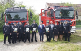 Wręczenie umów w ramach Ogólnopolskiego programu finansowania służb ratowniczych część 2), tzw. Mały Strażak