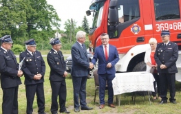 Wręczenie umów w ramach Ogólnopolskiego programu finansowania służb ratowniczych część 2), tzw. Mały Strażak