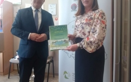 Wręczanie nagród w Mikołajkowym konkursie wiedzy o EE i OZE