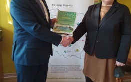 Wręczanie nagród w Mikołajkowym konkursie wiedzy o EE i OZE