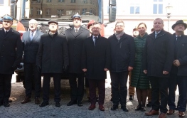 Komenda PSP w Żarach cieszy się nowym samochodem – to najnowocześniejszy sprzęt w skali kraju