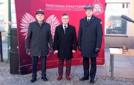 Komenda PSP w Żarach cieszy się nowym samochodem – to najnowocześniejszy sprzęt w skali kraju