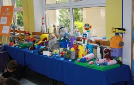 W Kargowej pod hasłem „Śmieci segregujesz – Ziemię ratujesz”.