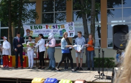 W Kargowej pod hasłem „Śmieci segregujesz – Ziemię ratujesz”.