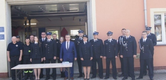 Wręczenie umów w ramach Ogólnopolskiego programu finansowania służb ratowniczych część 2), tzw. Mały Strażak