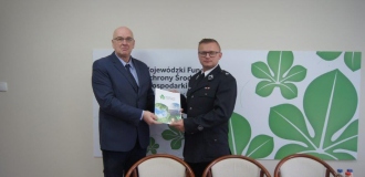 Podpisanie umowy na dofinansowanie zakupu średniego samochodu ratowniczo – gaśniczego realizowanego przez Ochotniczą Straż Pożarną w Jemiołowie