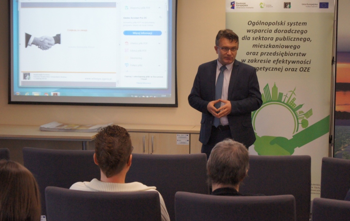 KONFERENCJA FUNDUSZ DLA SAMORZĄDÓW w 2018 ROKU Nowe programy, większe wsparcie, szerszy dostęp